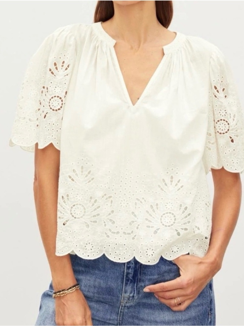 Velvet by Graham & Spencer White Eyelet Cotton Peasant Blouse with cami